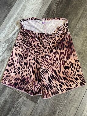 YITTY High-Waist Leopard Print Shorts in Light Pink and Black